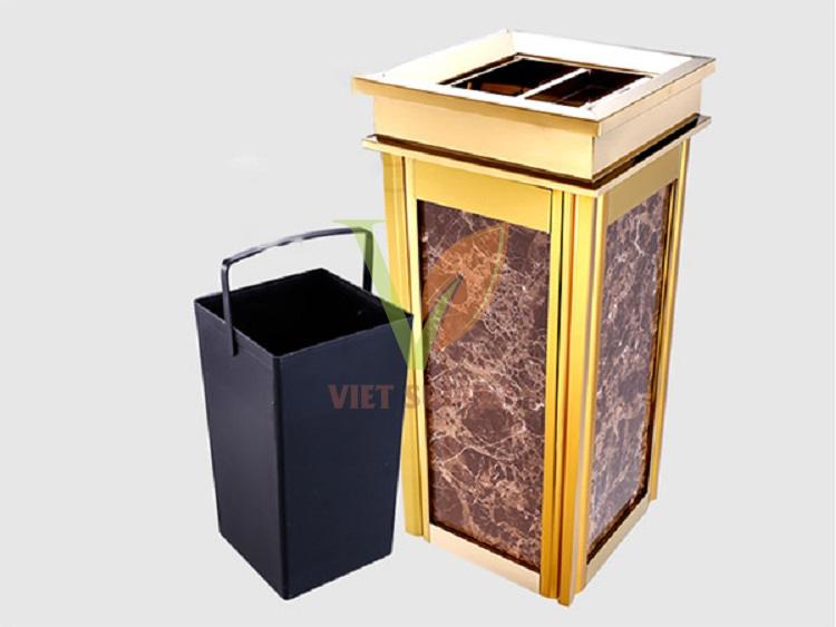 thùng rác sảnh khách sạn