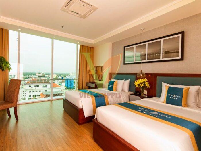 Đồ dùng buồng phòng khách sạn